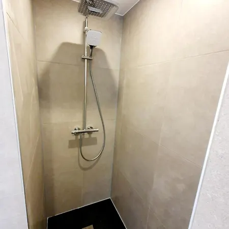 Peaceful & Central Located Close To The Nature Reserve / Panne A Cote *