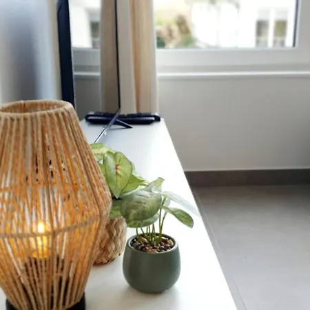 Peaceful & Central Located Close To The Nature Reserve / Panne A Cote