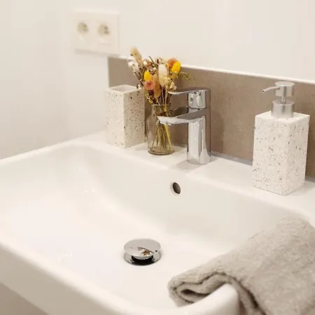 Peaceful & Central Located Close To The Nature Reserve / Panne A Cote